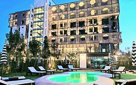 โฮเทล ฟิวส์ ระยอง